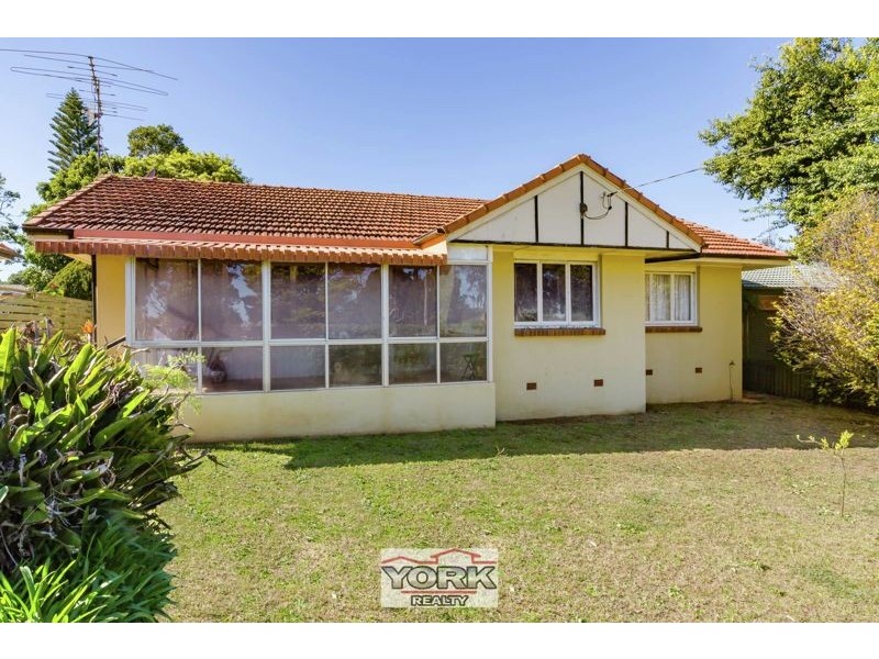 10 Ole Street, Rangeville QLD 4350