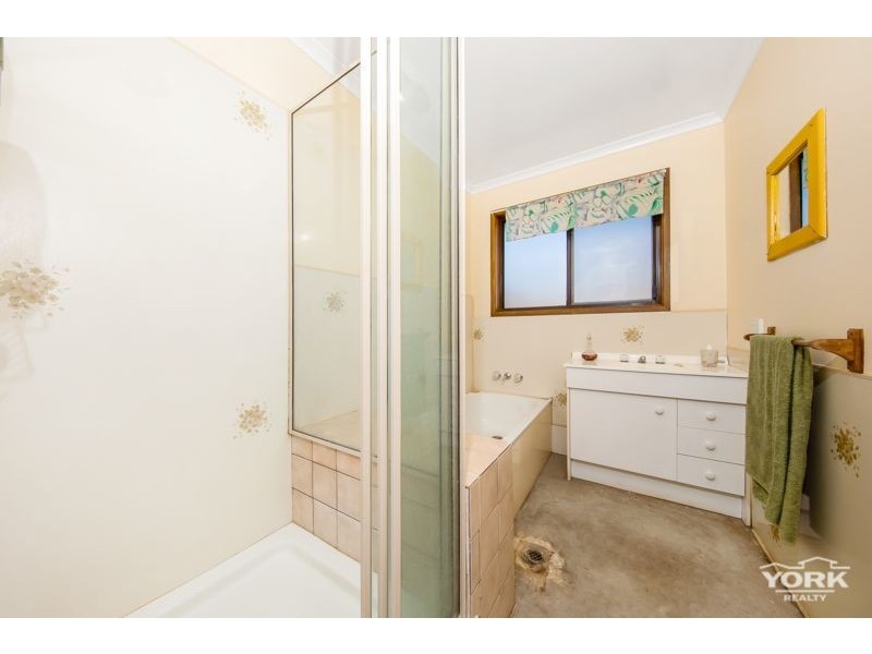 261 Gowrie Glencoe Road, Glencoe QLD 4352