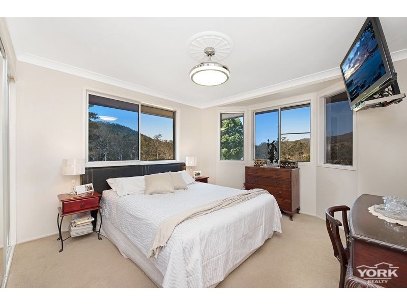 400 Upper Flagstone Creek Road, Upper Flagstone QLD 4344