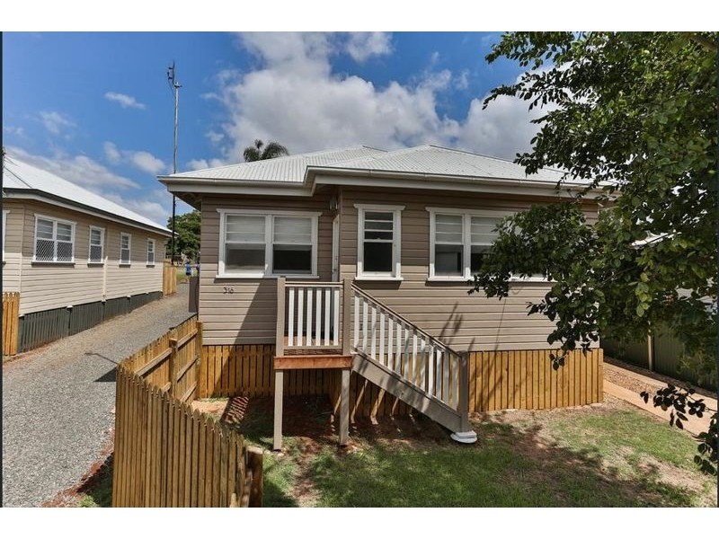 316 Bridge Street, Newtown QLD 4350