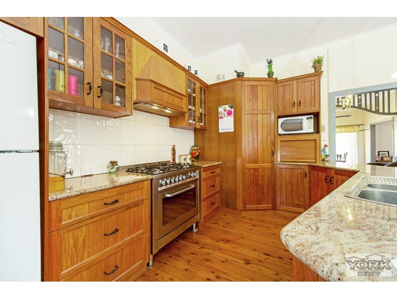 57 Penfolds Road, Murphys Creek QLD 4352