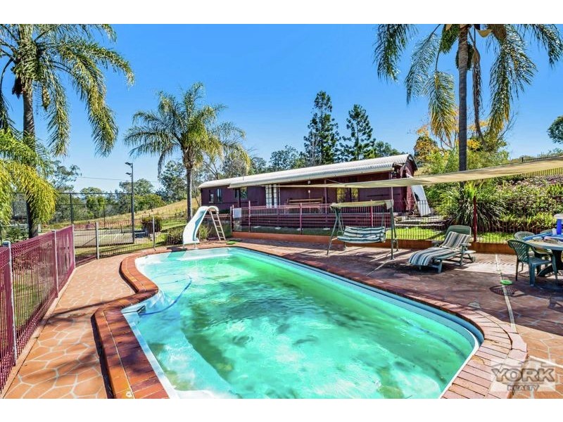 57 Penfolds Road, Murphys Creek QLD 4352