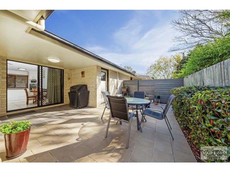 4/451 Alderley Street, Harristown QLD 4350