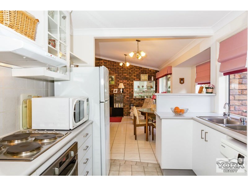 2/42 South Street, Rangeville QLD 4350