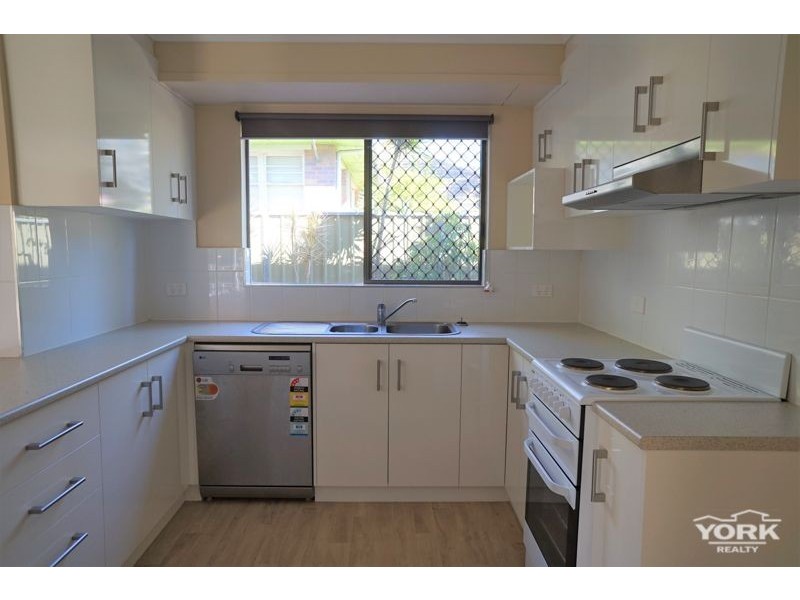 1/72 Ramsay Street, Centenary Heights QLD 4350