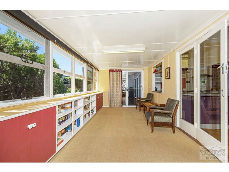 39 Burke Street, Rangeville QLD 4350