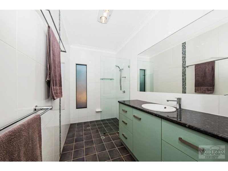 39 Burke Street, Rangeville QLD 4350