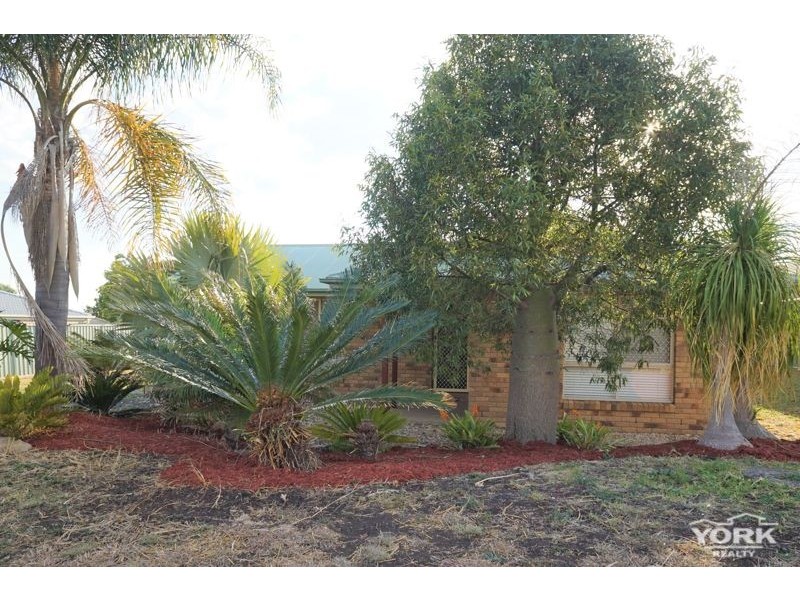 50 Stratford Drive, Wyreema QLD 4352