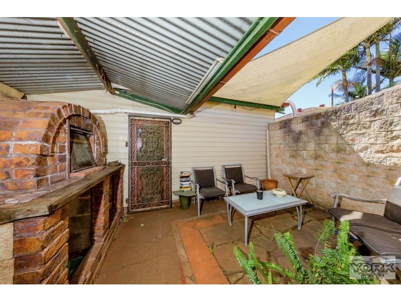 18 Gregory Street, Harlaxton QLD 4350