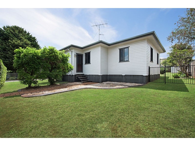 25 Phyllis Street, Harristown QLD 4350