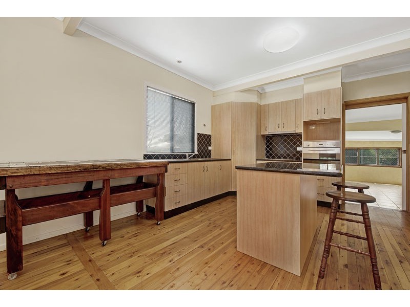 25 Phyllis Street, Harristown QLD 4350