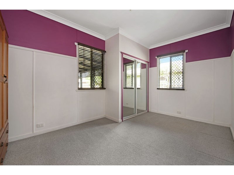 25 Phyllis Street, Harristown QLD 4350