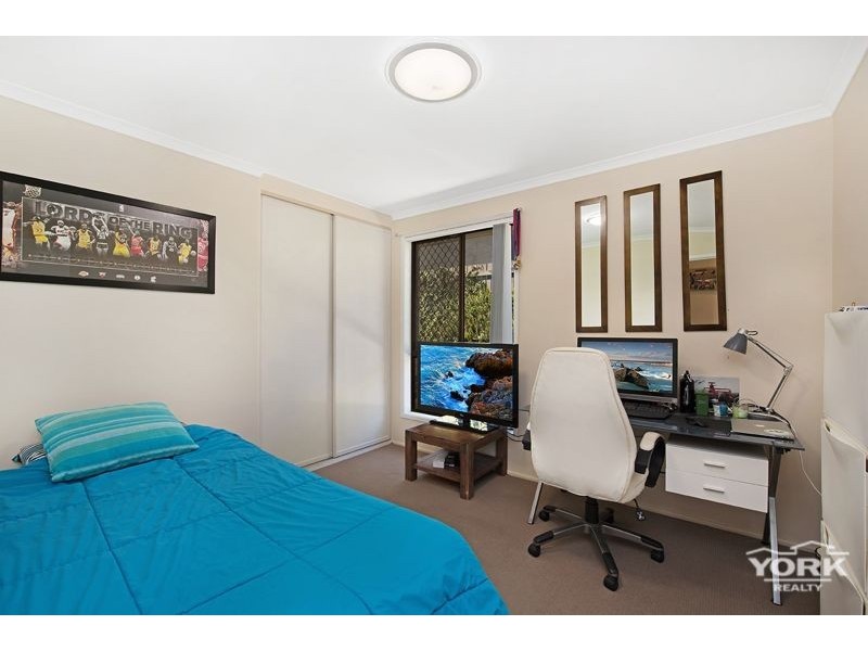 28 Redwood Street, Newtown QLD 4350