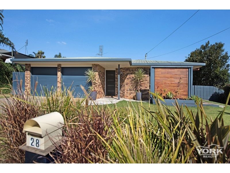 28 Redwood Street, Newtown QLD 4350