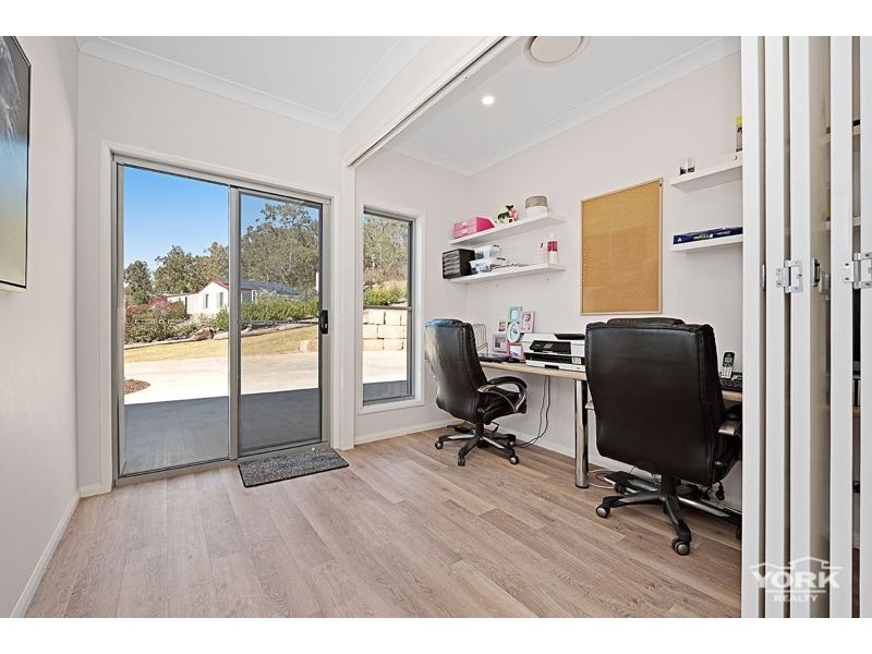 13 Fawngrove Drive, Glenvale QLD 4350