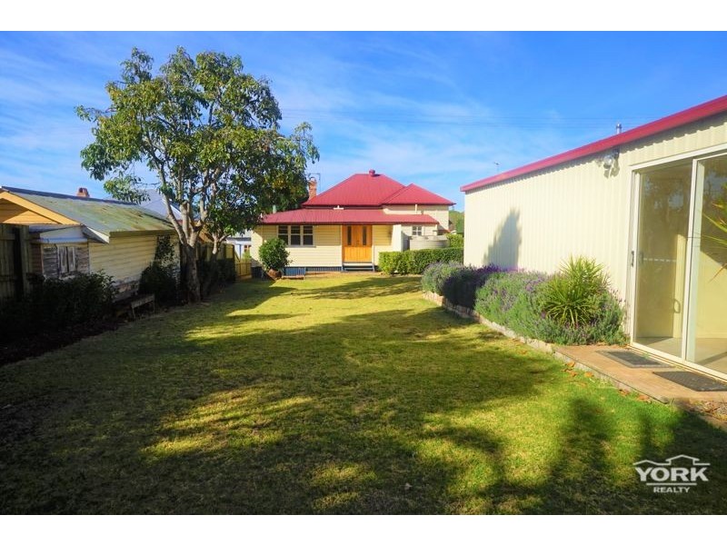 3 Vacy Street, Newtown QLD 4350