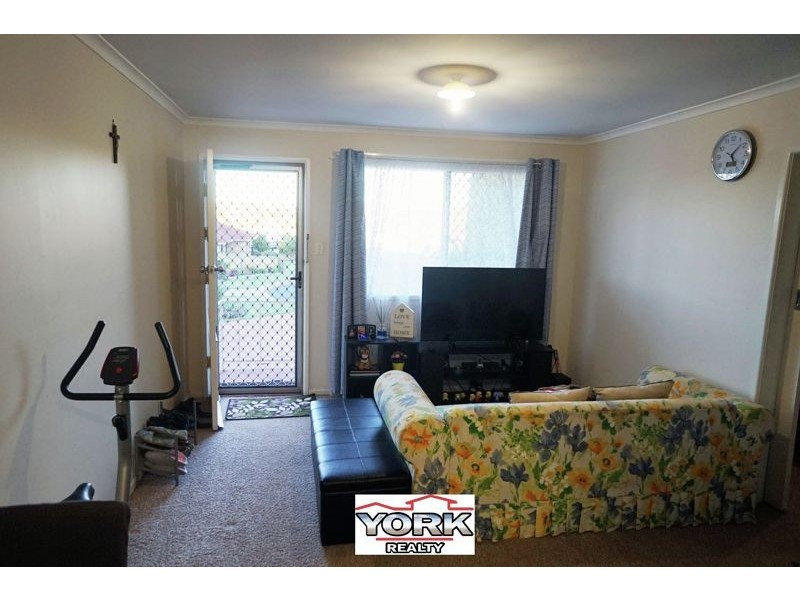 1/9 Lovejoy Court, Kearneys Spring QLD 4350