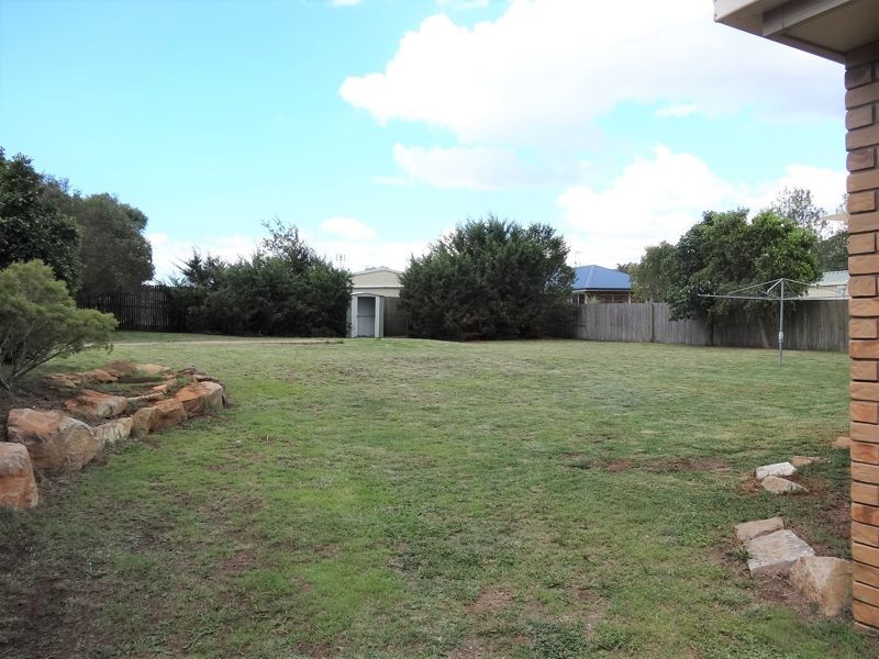 18 Bright Street, Wyreema QLD 4352