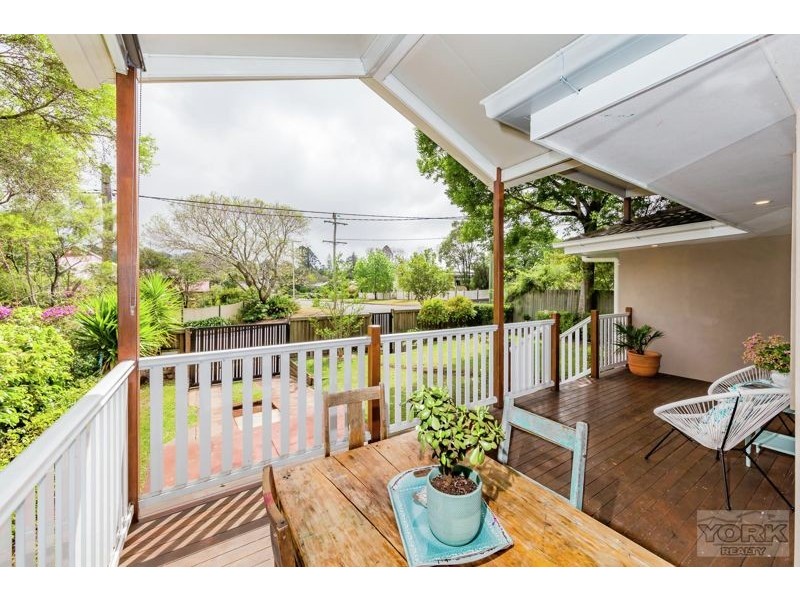 52a Bridge Street, East Toowoomba QLD 4350