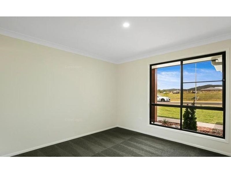 1 Milford Street, Westbrook QLD 4350