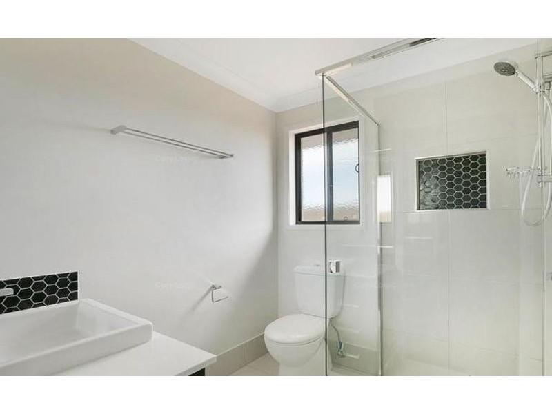 1 Milford Street, Westbrook QLD 4350