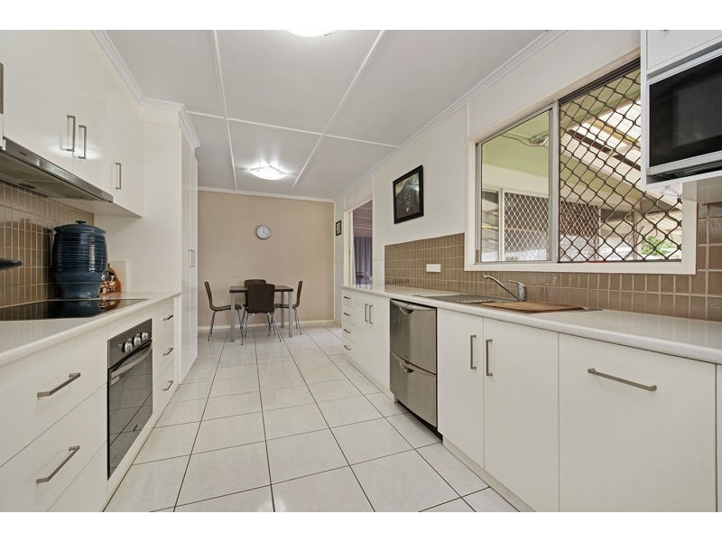 315 Bridge Street, Newtown QLD 4350