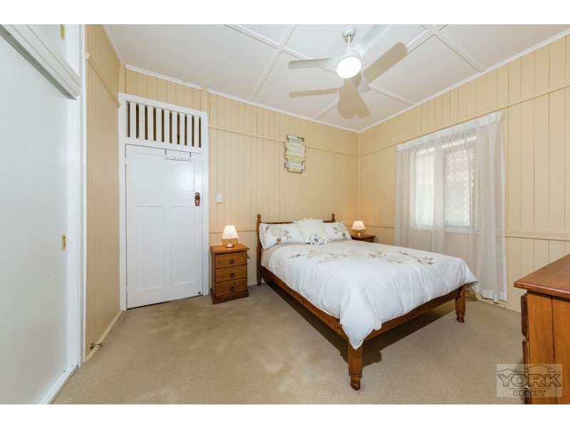7 Cathro Street, Rockville QLD 4350