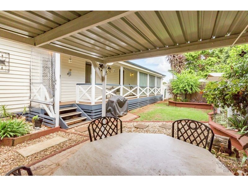 7 Cathro Street, Rockville QLD 4350