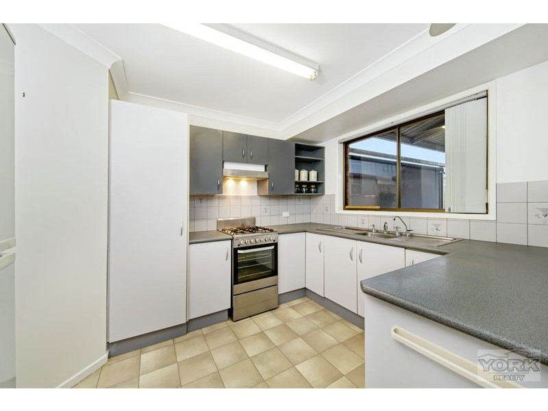 3 Poinciana Street, Newtown QLD 4350