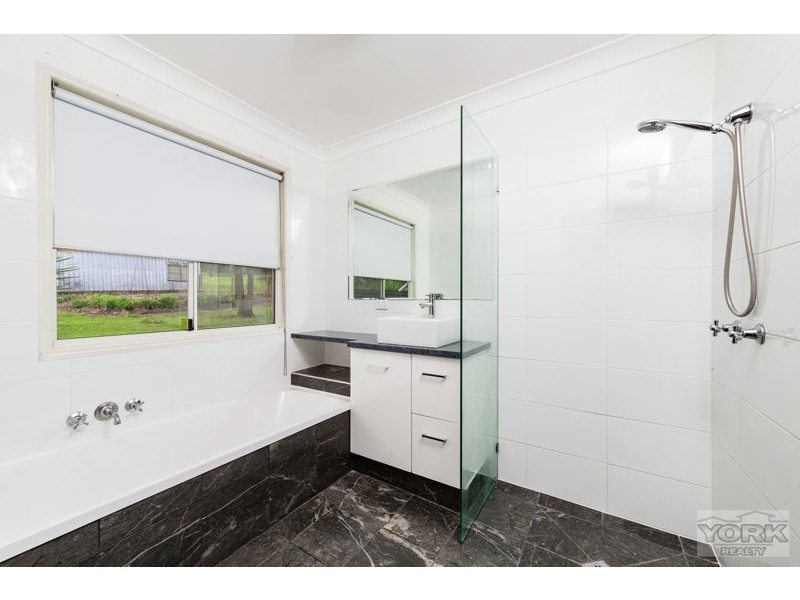 Meringandan West QLD 4352