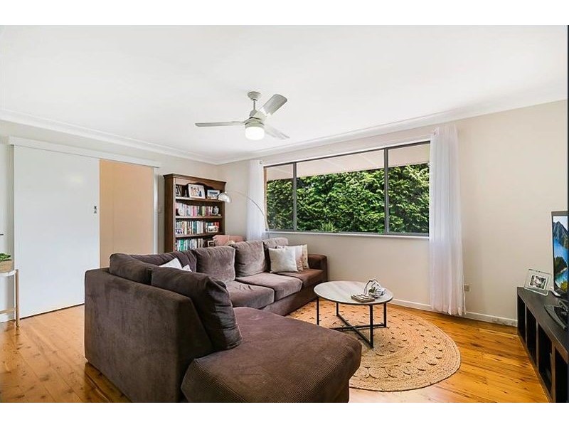 8 Merryl Street, South Toowoomba QLD 4350