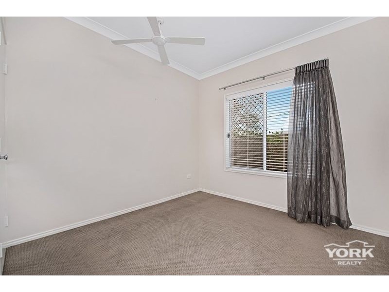 3/446 Hume Street, Middle Ridge QLD 4350
