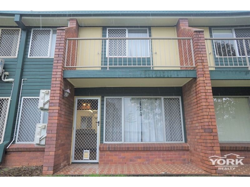 6/177a West Street, Newtown QLD 4350
