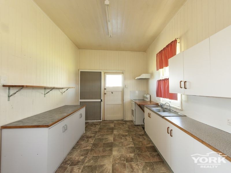 7 Stanley Street, Greenmount QLD 4359