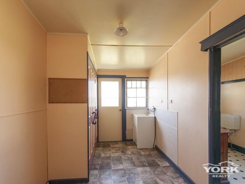 7 Stanley Street, Greenmount QLD 4359