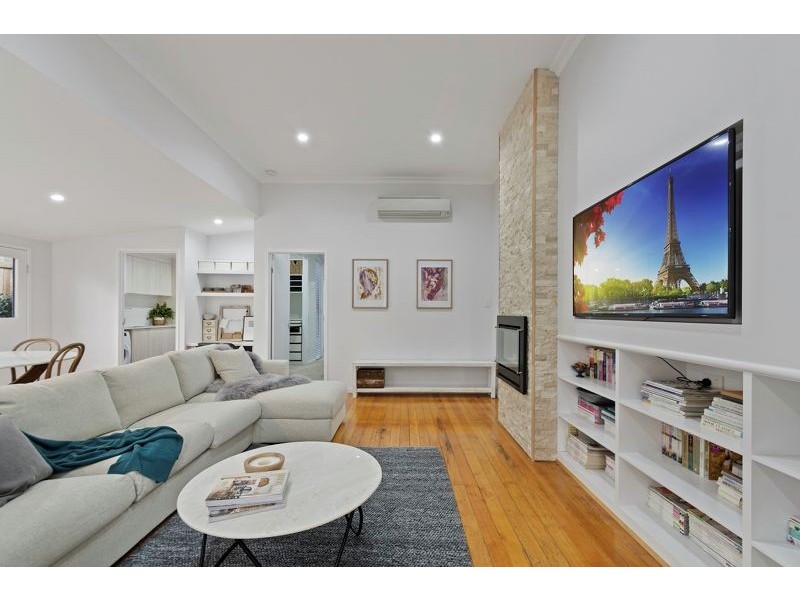 14 John Street, East Toowoomba QLD 4350