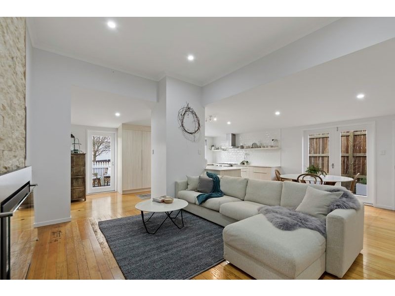 14 John Street, East Toowoomba QLD 4350