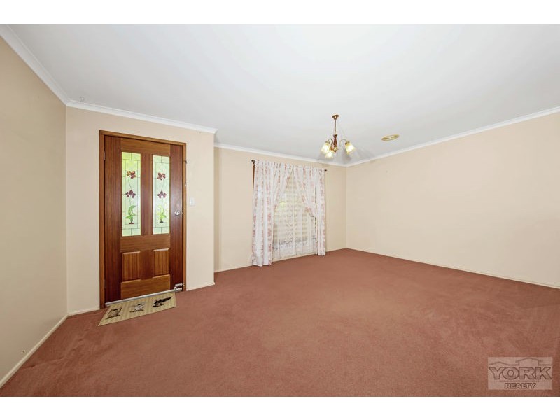 19 Seppelt Street, Wilsonton Heights QLD 4350