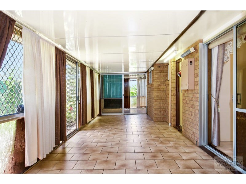 19 Seppelt Street, Wilsonton Heights QLD 4350