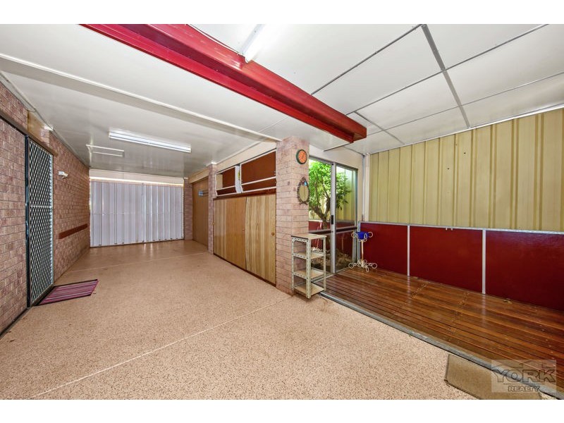 19 Seppelt Street, Wilsonton Heights QLD 4350