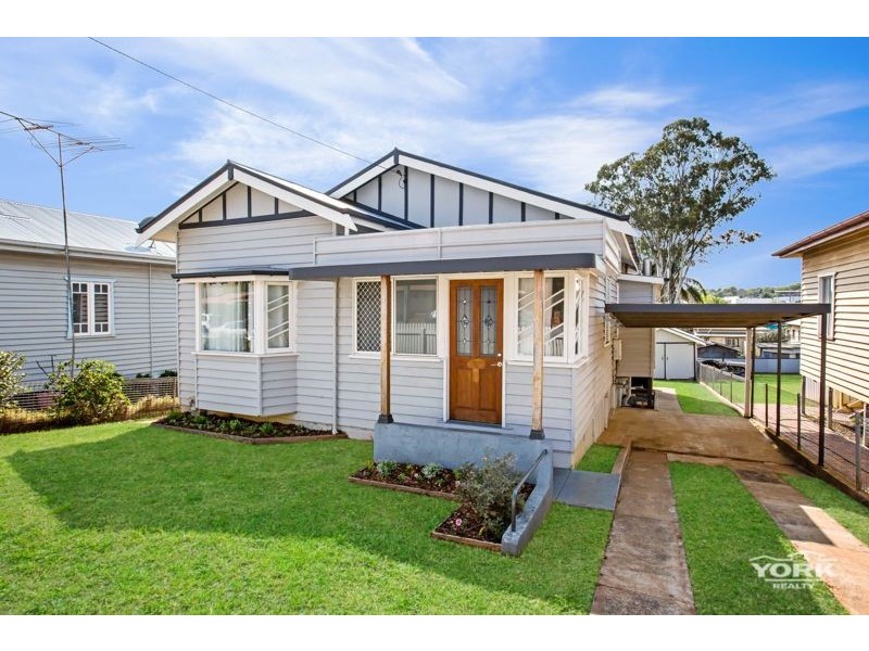 6 Wilmot Street, South Toowoomba QLD 4350