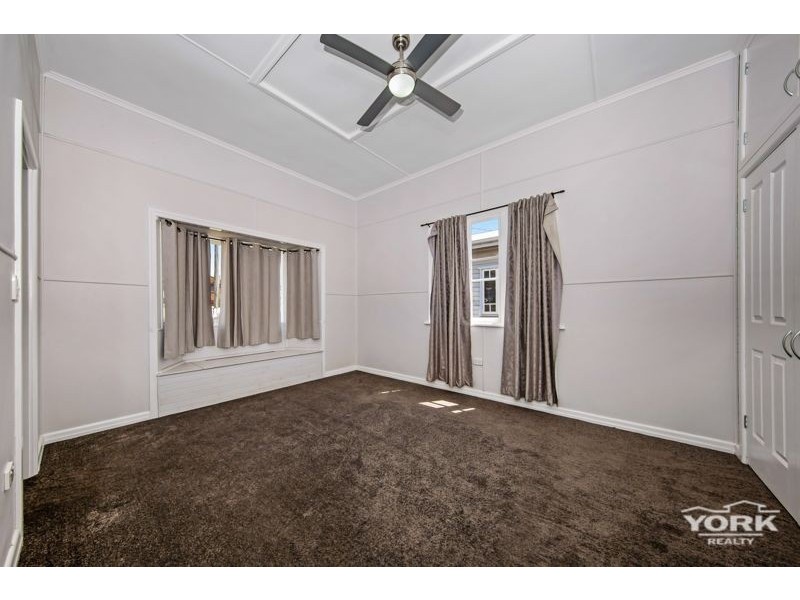 6 Wilmot Street, South Toowoomba QLD 4350