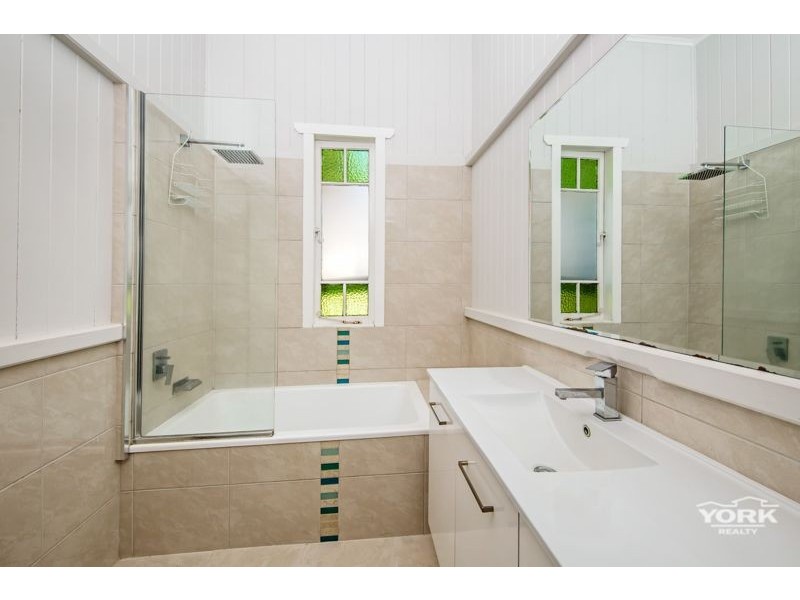 6 Wilmot Street, South Toowoomba QLD 4350