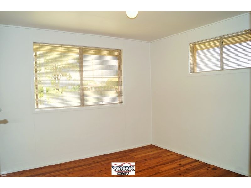 17 Podd Street, Wilsonton QLD 4350