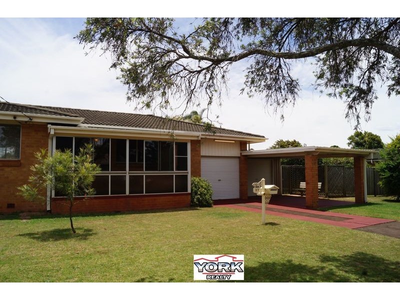 17 Podd Street, Wilsonton QLD 4350