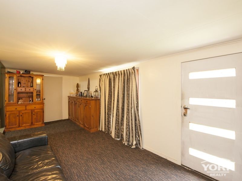 7 Creek Street, Cambooya QLD 4358