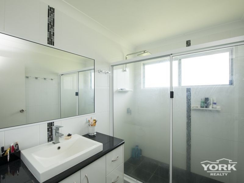 7 Creek Street, Cambooya QLD 4358