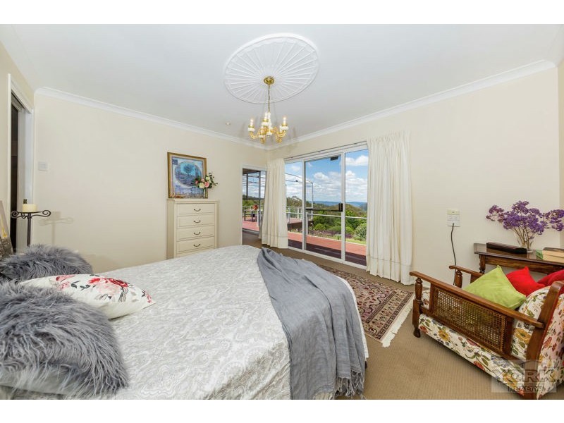 6 Hull Court, Highfields QLD 4352