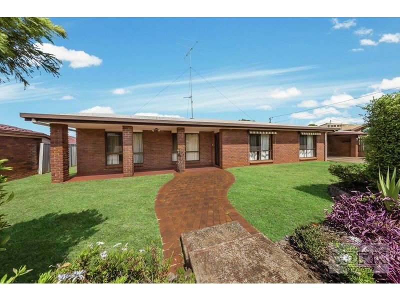 4 Rutkin Street, Kearneys Spring QLD 4350