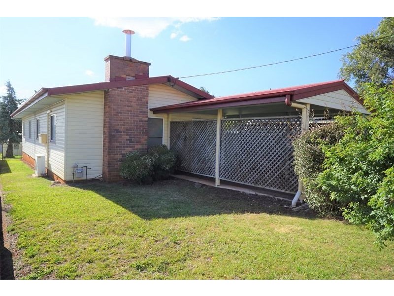 9 Webb Street, Rangeville QLD 4350